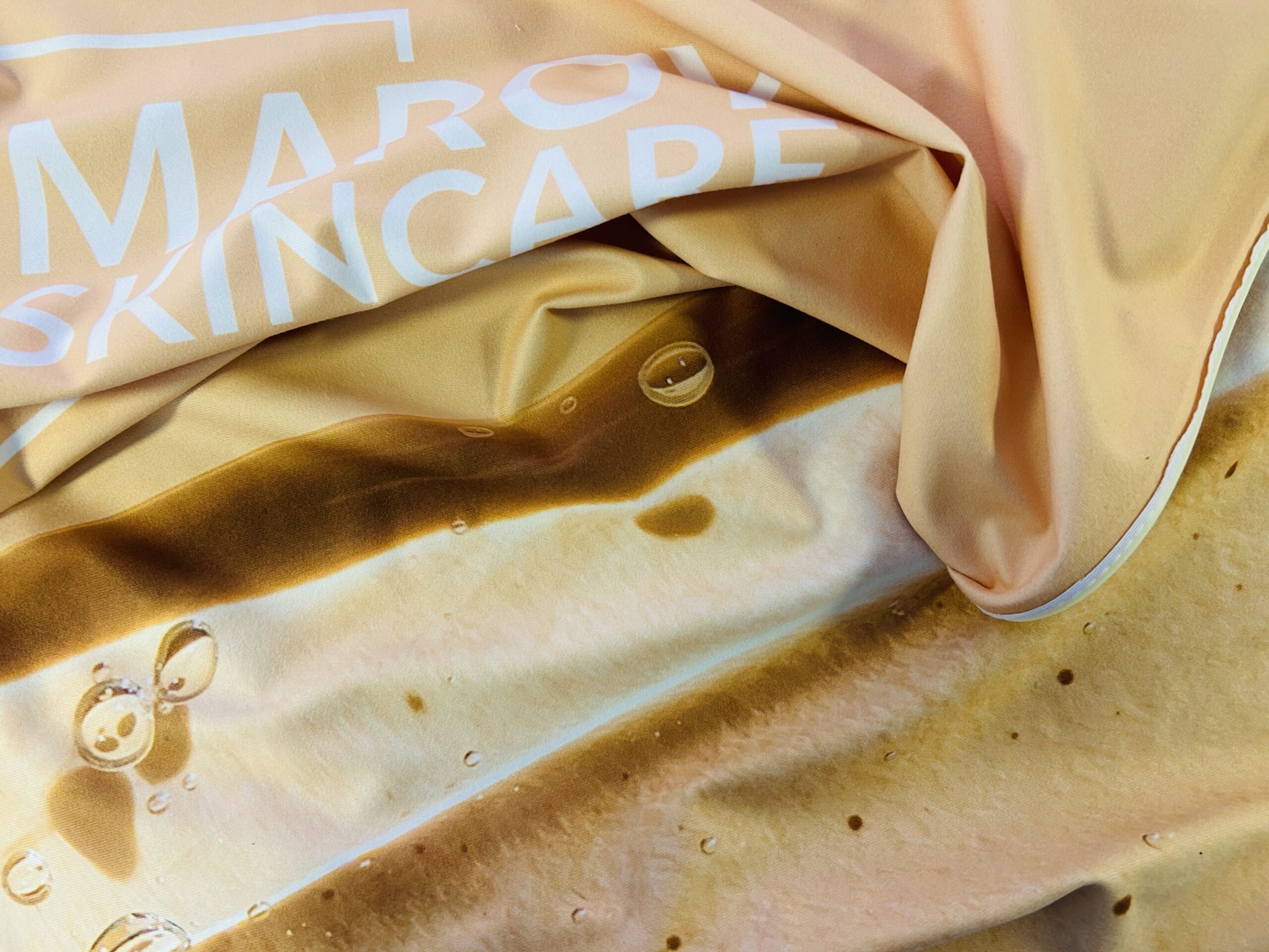 Stretch fabric with print, close-up